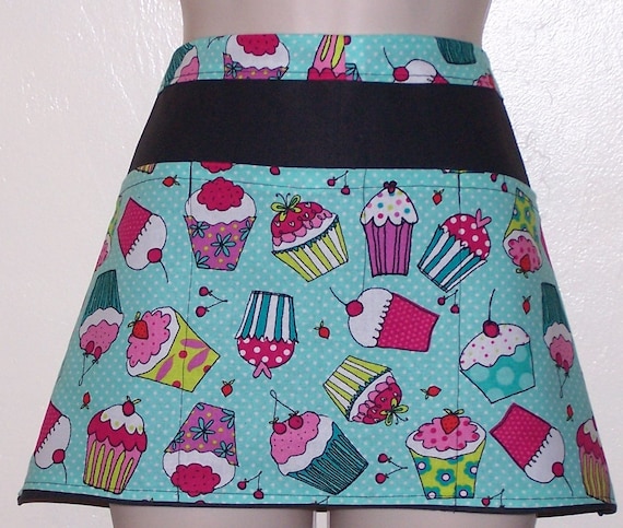 Waitress//Server Apron Christmas Cupcakes Design