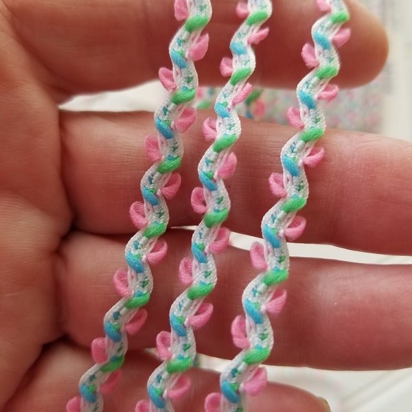 Embroidered Rick Rack Trim: Vintage White with Pink, Blue, Green Accents (5 Yard Piece)