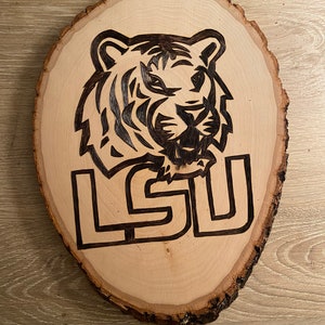 CUSTOM Pro / College Sport Team Logo Holzverbrennung