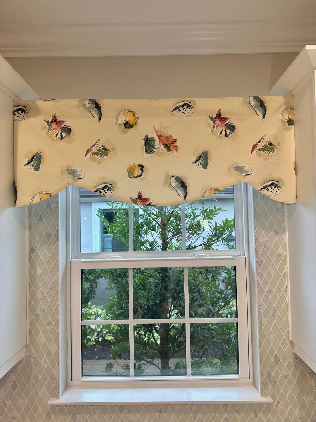 Seashell Valance, Beach Valance, Shells Valance, Shells Decor, Shell