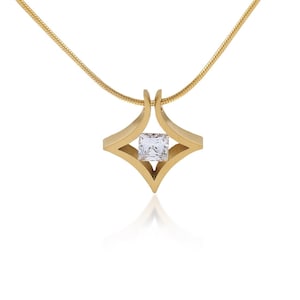 B.Tiff ナタール 1 カラット プリンセスカット ペンダント PT124