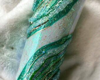 3D Green/Gold Cellophane Geode Glitter Tumbler