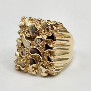 14K Yellow Gold Square Top Nugget Ring