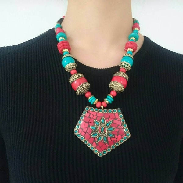 Stone necklace/Handmade necklace/Statement necklace/Bohemian necklace/Ethnic Necklace