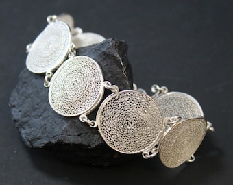 Sterling Silver Modern Round Intricate Mesh Modernist Link Bracelet