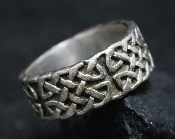 Sterling Silver Vintage Celtic Knot Band Ring, Celtic Band, Sterling Silver Celtic Jewelry, Celtic Knot Sterling Silver Ring, Irish Jewelry
