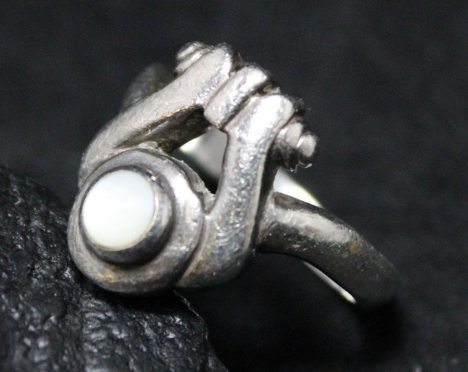 Sterling Silver Vintage Mother of Pearl Art Nouveau Style Ring, Silver Art Nouveau Jewelry, Mother of Pearl Jewelry, Unique Vintage Sterling