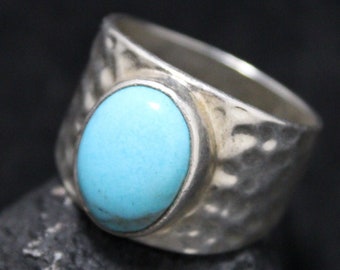 Vintage Sterling Silver and Turquoise Wide Cigar Band Ring, Wide Turquoise Ring, Textured Silver Cigar Band Ring with Turquoise Size 7