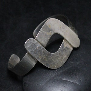 Sterling Silver TAXCO Modernist Textured Cuff Bracelet, Modern Jewelry, Unique Sterling Bracelet, Modern Bypass Bracelet,  Vintage Taxco