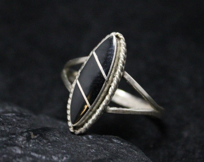 Sterling Silver TAXCO Black Onyx Inlay Ring With Rope Border, Vintage Taxco, Onyx Inlay Ring, Sterling Silver Onyx Jewelry,
