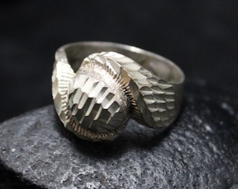 Sterling Silver Modern Swirl Ring, Sterling Swirl Ring, Sterling Ring with Swirl Design, Sterling Swirl Jewelry, Abstract Sterling Ring