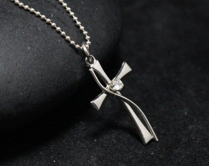 Simple Sterling Silver CZ Cross Necklace, Dainty Sterling Cross Pendant, Simple Cross Necklace, Minimalist Cross, Small Cross Necklace