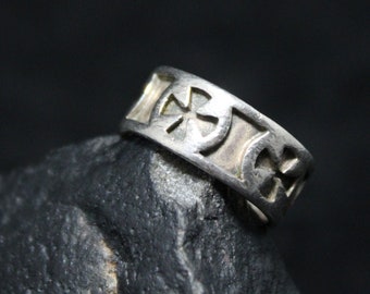Sterling Silver Vintage Cross Ring, Sterling Band Ring, Vintage Sterling