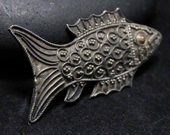 Sterling Silver Granulated Fish Brooch Pin, Vintage Silver Fish Brooch, Sterling Silver Fish, Silver Fish Pin, Sterling Fish Jewelry