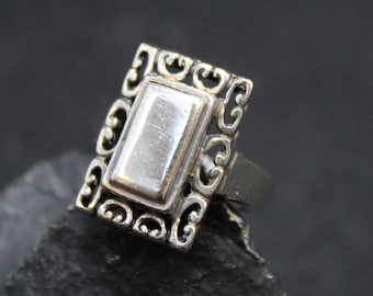 Sterling Silver Filigree Monogram Ring, Sterling Rectangle Signet Ring, Monogram Jewelry, Monogram Ring, Sterling Silver Rectangle Ring