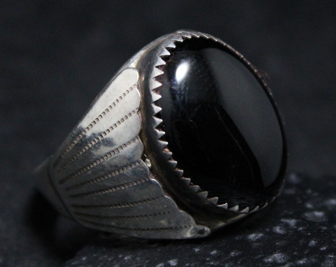 Sterling Silver Vintage Heavy Onyx Oval Signet Stamped Men's Ring Size 13, Southwest Silver Black Onyx Bold Ring, Onyx Wing Ring