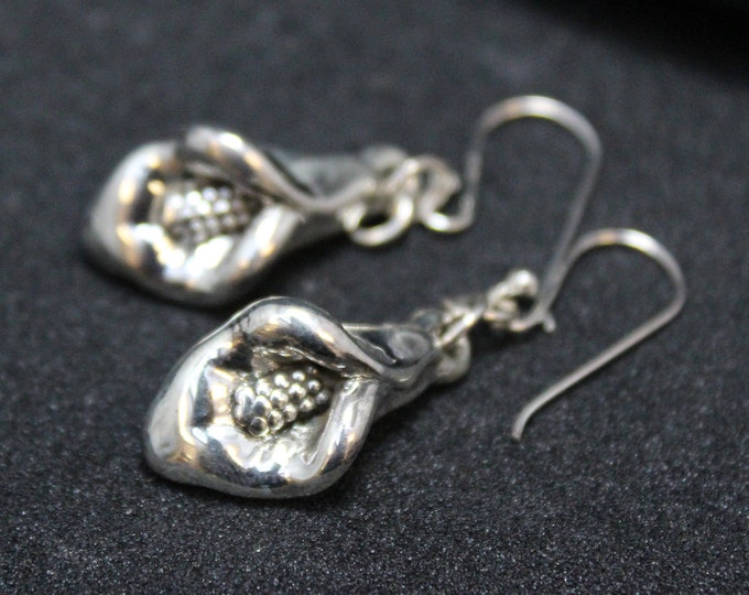 Sterling Silver Dangle Flower Earrings, Sterling Flower Earrings, Calla Lily Sterling Silver Flower Earrings, Sterling Silver Calla Lily