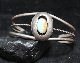 Stunning Turquoise Cuff Bracelet, Sun Ray Cuff, Southwestern 925 Sterling Silver Cuff Bracelet, Authentic Vintage