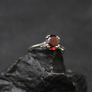 Sterling Silver Simple Garnet Ring