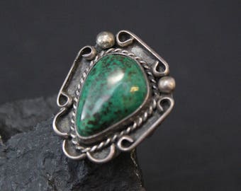 Sterling Silver Native American Green Gemstone Ring, Sterling Navajo Ring, Native American Jewelry, Old Pawn Silver Ring, Navajo Silver Ring