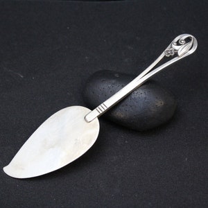 Sterling Silver La Paglia Georg Jensen USA Mid Mentury Modern Cheese Server #112, Georg Jensen Flatware, Georg Jensen Server, Danish Silver