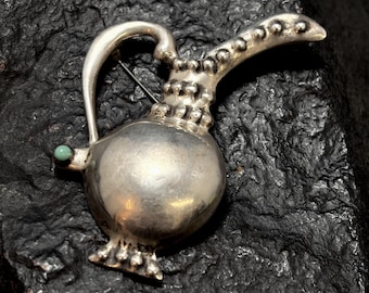 Vintage Mexican Silver Pitcher Brooch Pin, VTG Blue Green Stone Brooch, Antique Southwestern Ewer Jug Pin, 925 Sterling Statement Jewelry