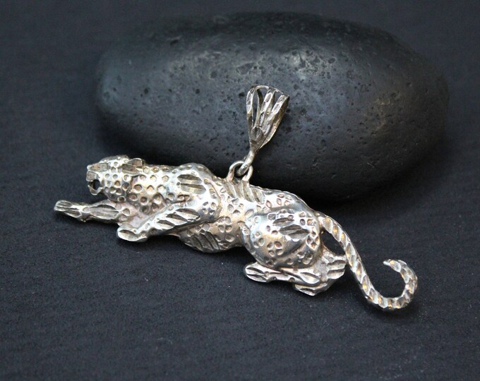Sterling Silver Leopard Pendant, Leopard Jewelry, Sterling Leopard Necklace, Jungle Cat Pendant, Sterling Silver African Pendant