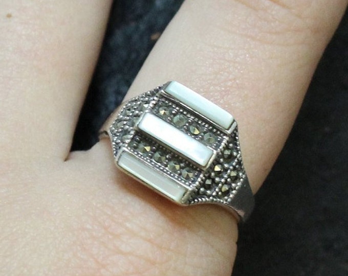 Sterling Silver Mother of Pearl Banded Ring with Marcasite Accents, Mother of Pearl Marcasite Accent Ring,Sterling Mother of Pearl Band Ring