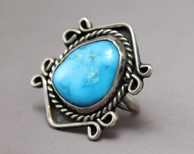 Vintage Sterling Silver and Turquoise American Ring