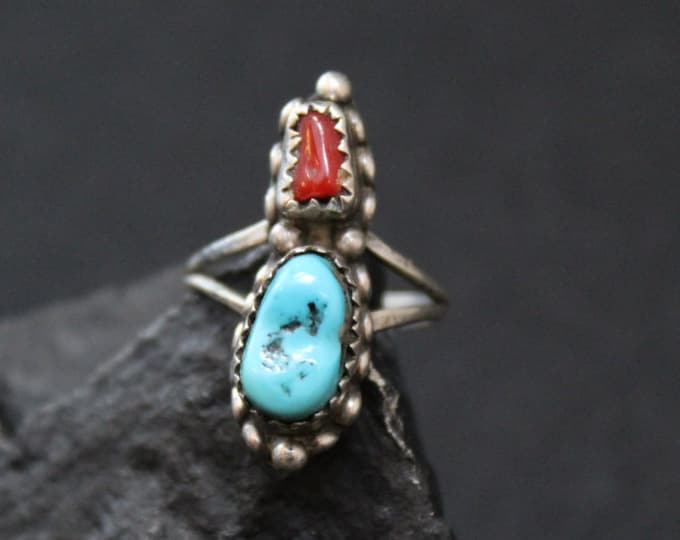 Vintage Sterling Silver Turquoise and Coral Ring