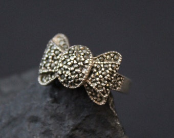 Sterling Silver Marcasite Bow Ring