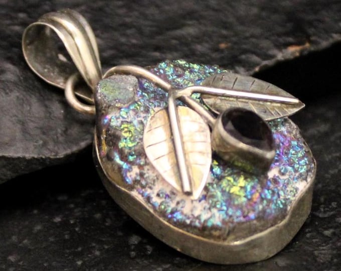 Vintage Sterling Silver Unique Rainbow Stone Pendant, VTG 925 Rainbow Holographic Artist Pendant, Leaf Design Pendant, Purple Gem Pendant
