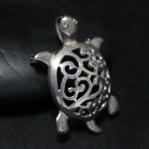 Sterling Silver Turtle Brooch Pin Pendant, Sterling Turtle Jewelry, Turtle Pendant, Sea Turtle Jewelry, Animal Jewelry, Animal Brooch