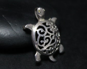 Sterling Silver Turtle Brooch Pin Pendant, Sterling Turtle Jewelry, Turtle Pendant, Sea Turtle Jewelry, Animal Jewelry, Animal Brooch