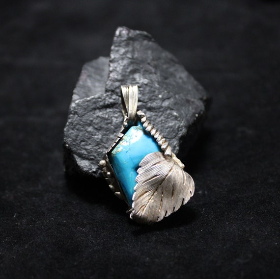 Sterling Silver Turquoise Leaf Pendant, Nature Pen
