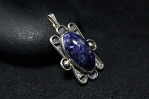 Sterling Silver Sodalite Flower Pendant, Sterling Sodalite Jewelry, Sterling Silver Flower Boho Pendant, Flower Jewelry, Boho Jewelry
