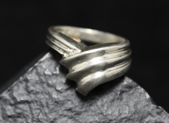 Contemporary Style Sterling Silver Ring, Modern S… - image 1