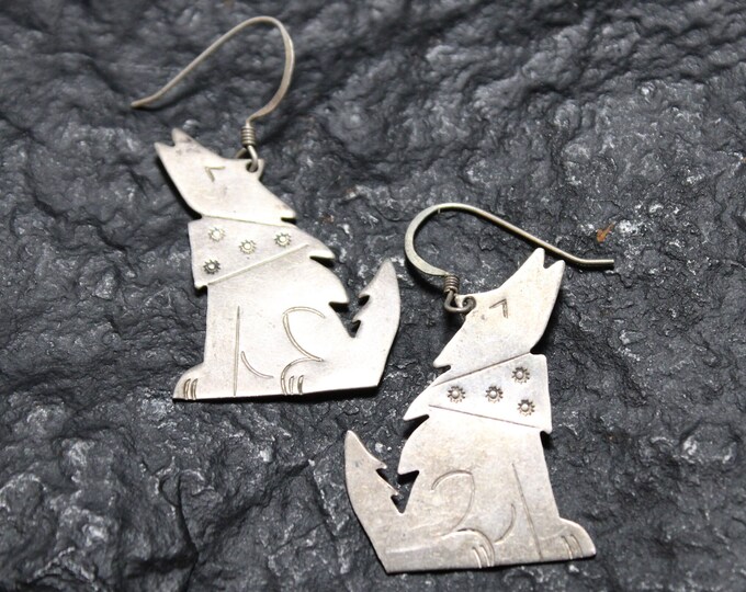 Sterling Silver Howling Wolf Dangle Earrings Hand Stamped, Sterling Wolf Earrings, Wolf Jewelry, Sterling Dog Earrings, Southwest