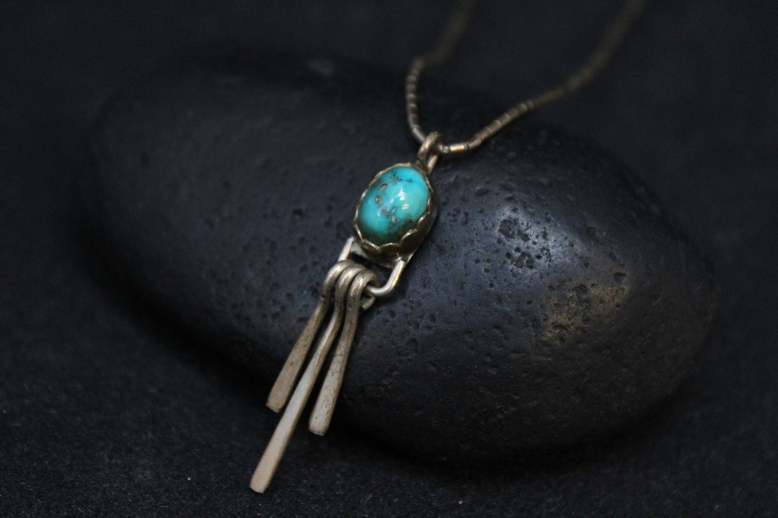 Liquid silver shop and turquoise necklace