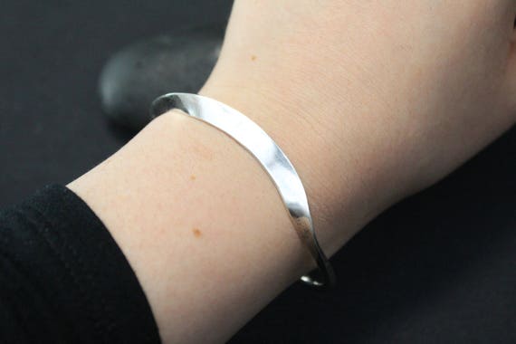 Sterling Silver Modernist Flattened Cuff Bracelet… - image 4