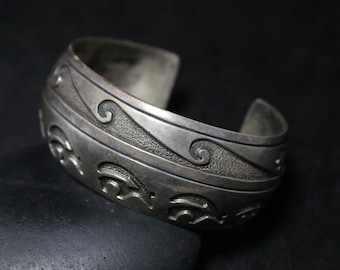Sterling Silver Southwest Bear Cuff Bracelet By Kirby Nez, Sterling Southwest Jewelry, Sterling Bear Jewelry, Kirby Nez Jewelry