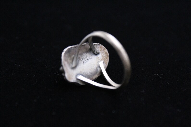 1970s Vintage Jewelry Sterling Silver Native American Inspired Circle J W. 925 Leaf Flower Jack Whittaker Sterling Silver Abalone Ring