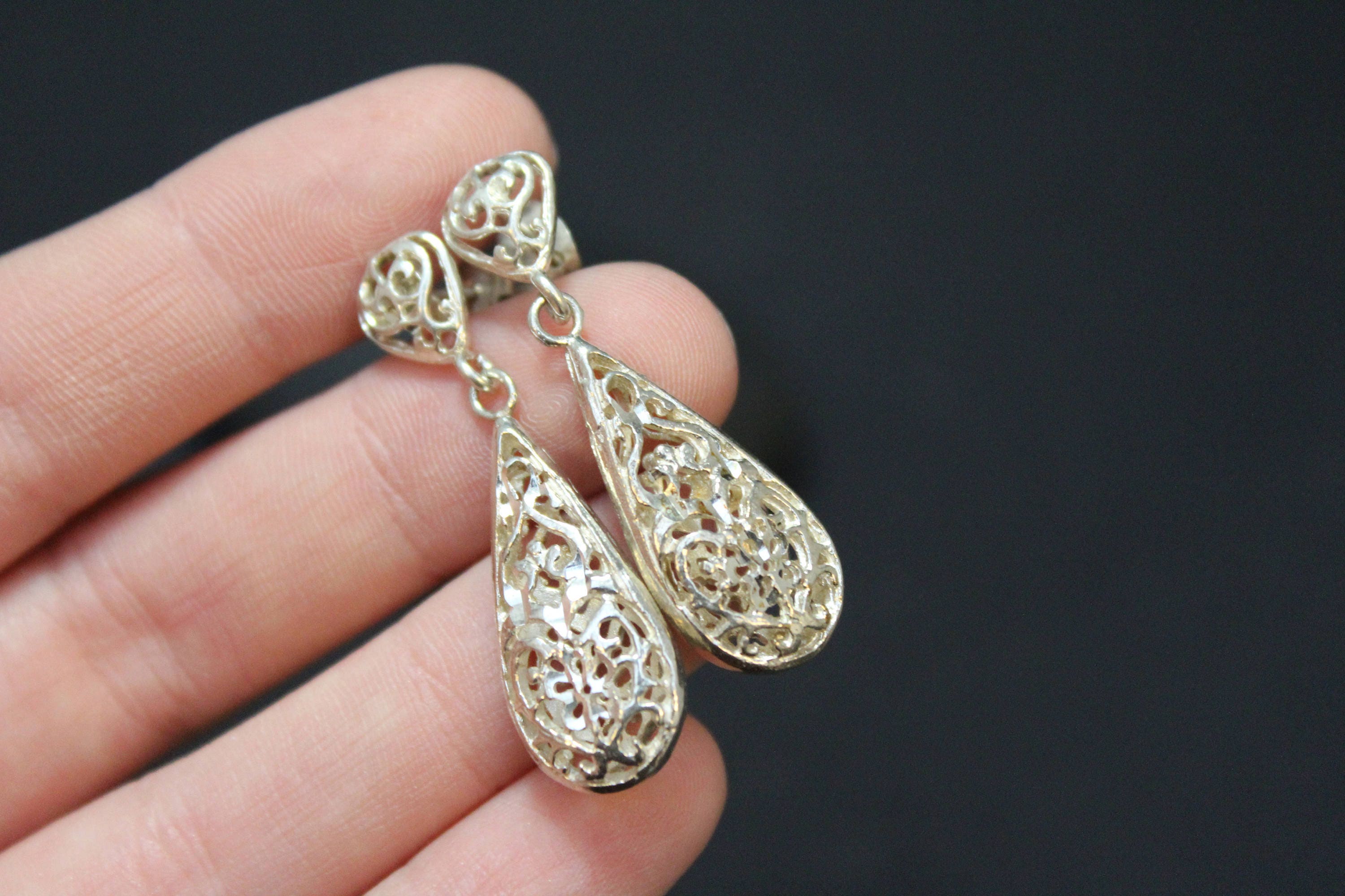 Filigree dangle earrings Clearance