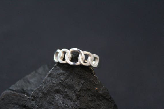 Sterling Silver Modernist Circle Ring, Modern Sterling Silver Ring, Simple Sterling Jewelry, Silver Circle Ring, Circle Jewelry