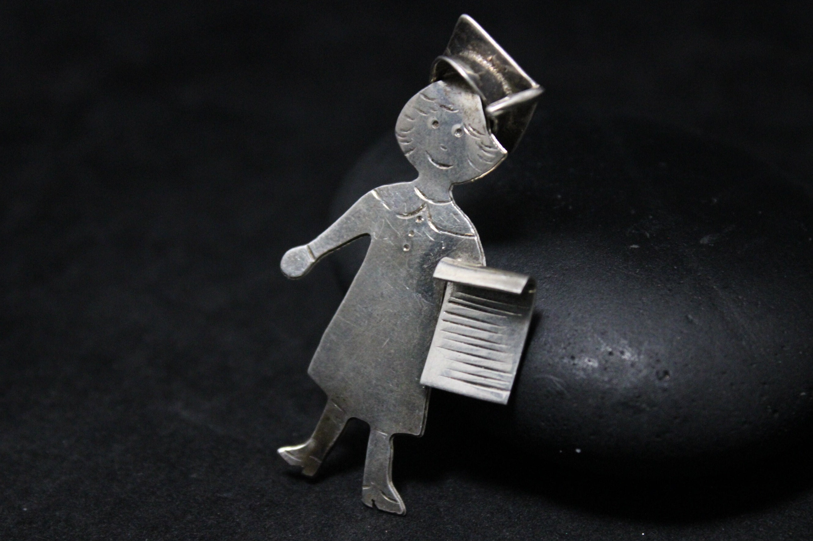 Graduation brooch deals