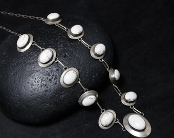 Sterling Silver Vintage Southwest White Howlite Statement Necklace 24 Inches, Sterling Howlite Necklace, Sterling White Howlite Jewelry