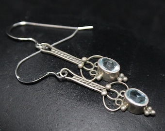 Sterling Silver Blue Topaz Dainty Vintage Dangle Earrings, Silver Minimalist Topaz Earrings, Everyday Sterling Earrings, Blue Topaz Jewelry