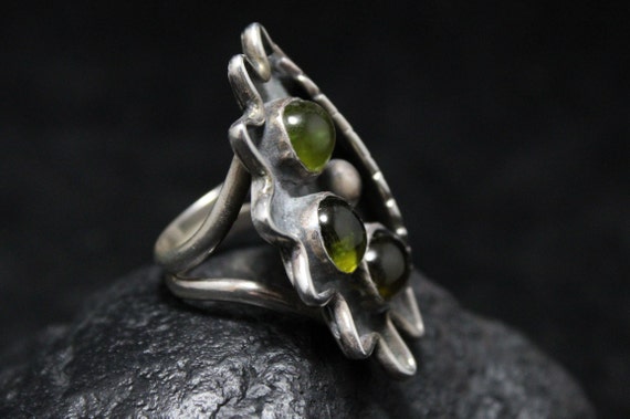 Sterling Silver Heavy Statement Ring with Peridot… - image 3