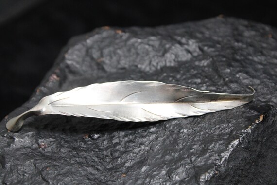 Stuart Nye Sterling Silver Vintage Leaf Brooch Pi… - image 2