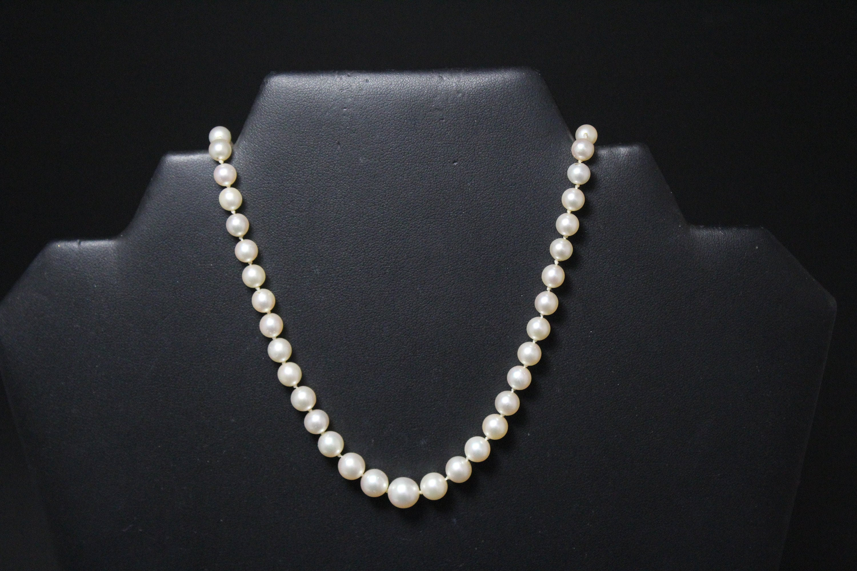 Graduated Pearl Necklace With K White Gold Clasp K Pearl Strand K Pearl Jewelry Strand